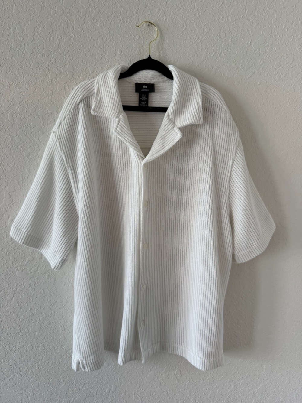 H&M White Ribbed Casual Button-Down Shirt